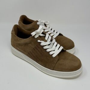 Bella Vita Lace Up Sneakers Size 9W